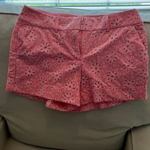 Super cute laser cut New York & Co shorts. Worn 1 time. Pale pink-peach. Size 8